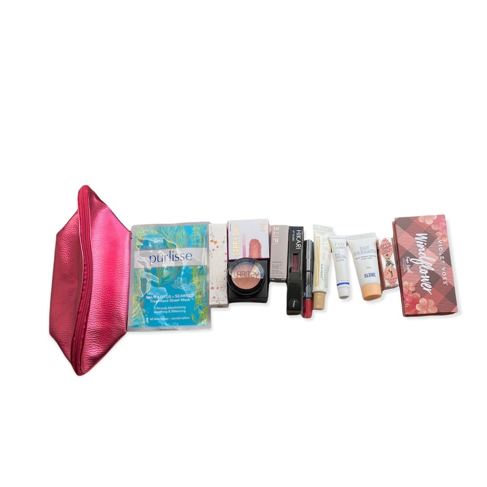 12 Piece Beauty Bundle With Free Clinique Makeup Bag